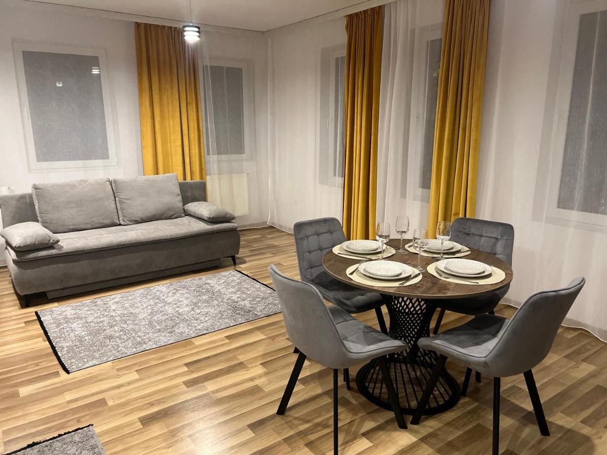 Helix Apartaments Sibiu Exteriör bild