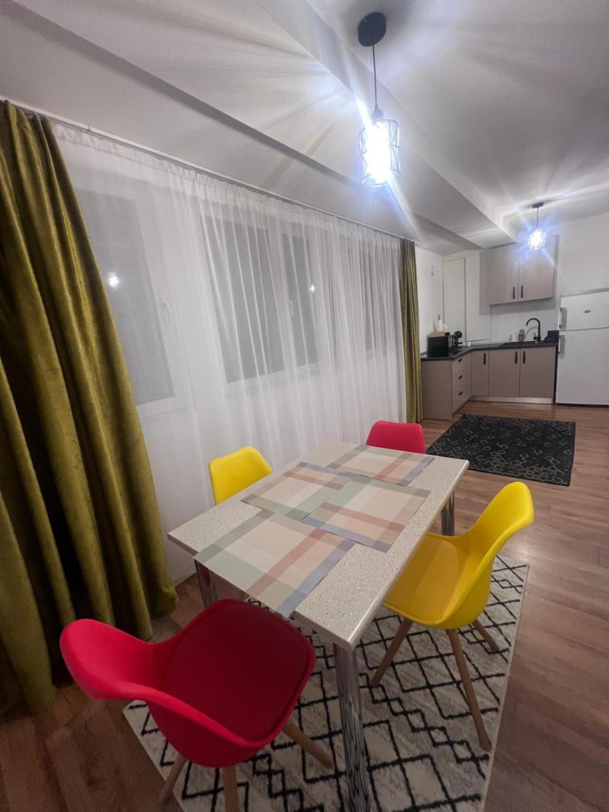 Helix Apartaments Sibiu Exteriör bild